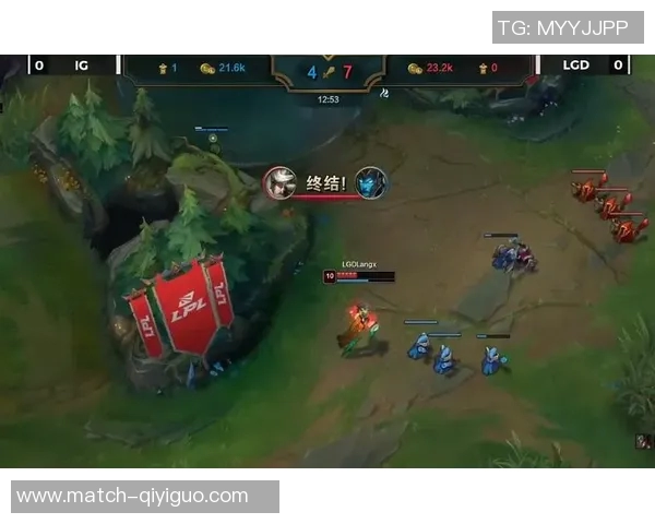 实况足球摇杆操作技巧解析助你轻松掌控比赛节奏与胜利秘诀 实况足球摇杆操作技巧解析助你轻松掌控比赛节奏与胜利秘诀